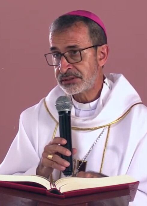 No nos acostumbremos a la violencia y a la ilegalidad de las armas: Monseñor Javier Múnera