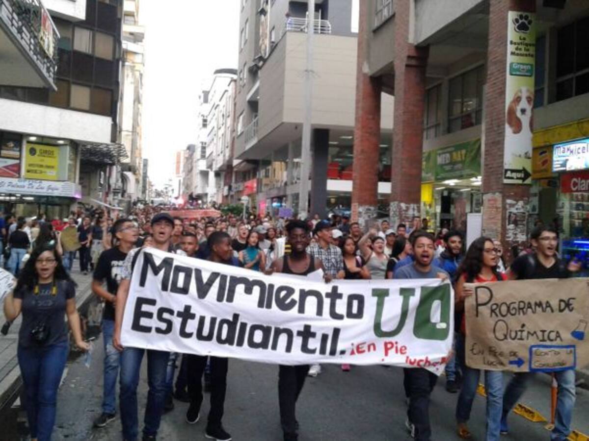 En Armenia movilización universitaria será a las cinco de la tarde