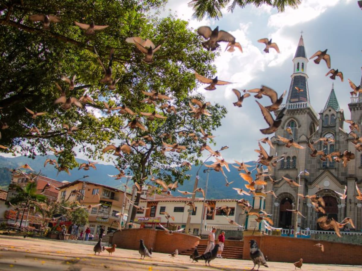 Las fuertes lluvias afectaron a tres viviendas de La Estrella