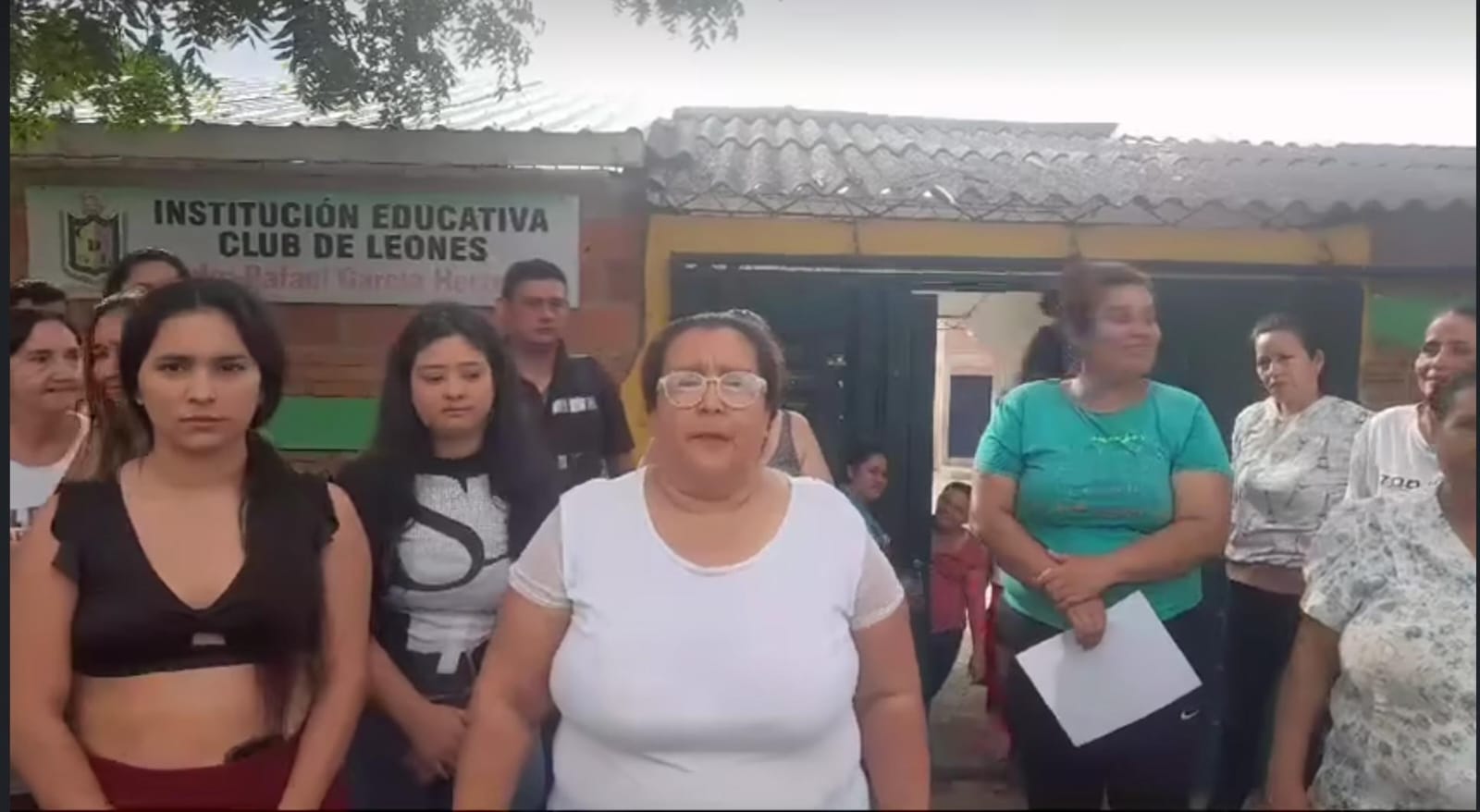 Padres de familia exigen contratación de personal de aseo para colegio de Cúcuta