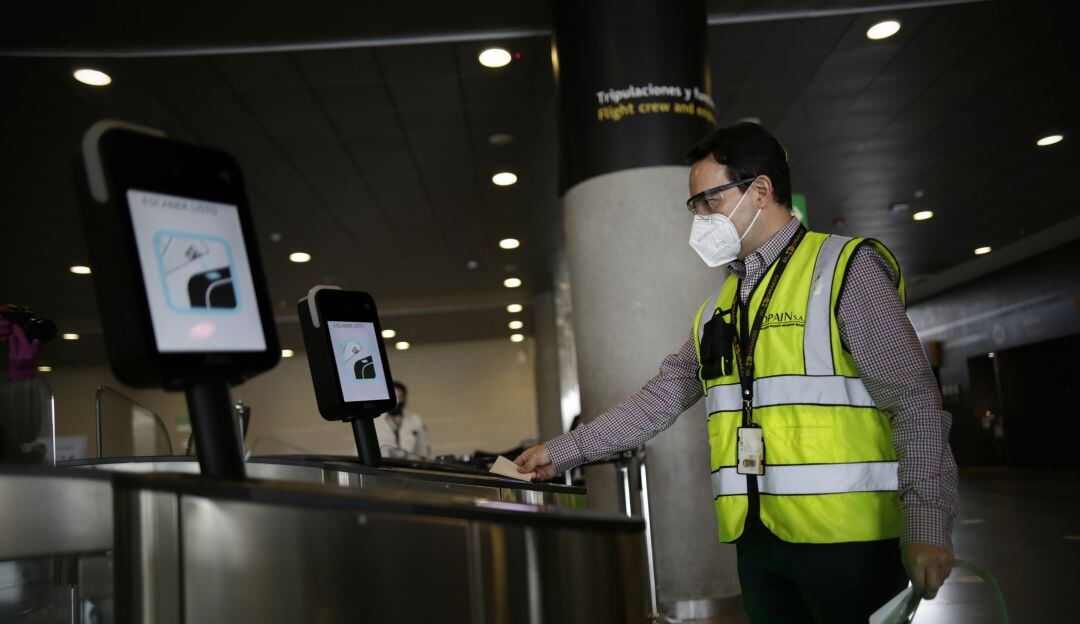 Aeropuerto presentación tiquete digital