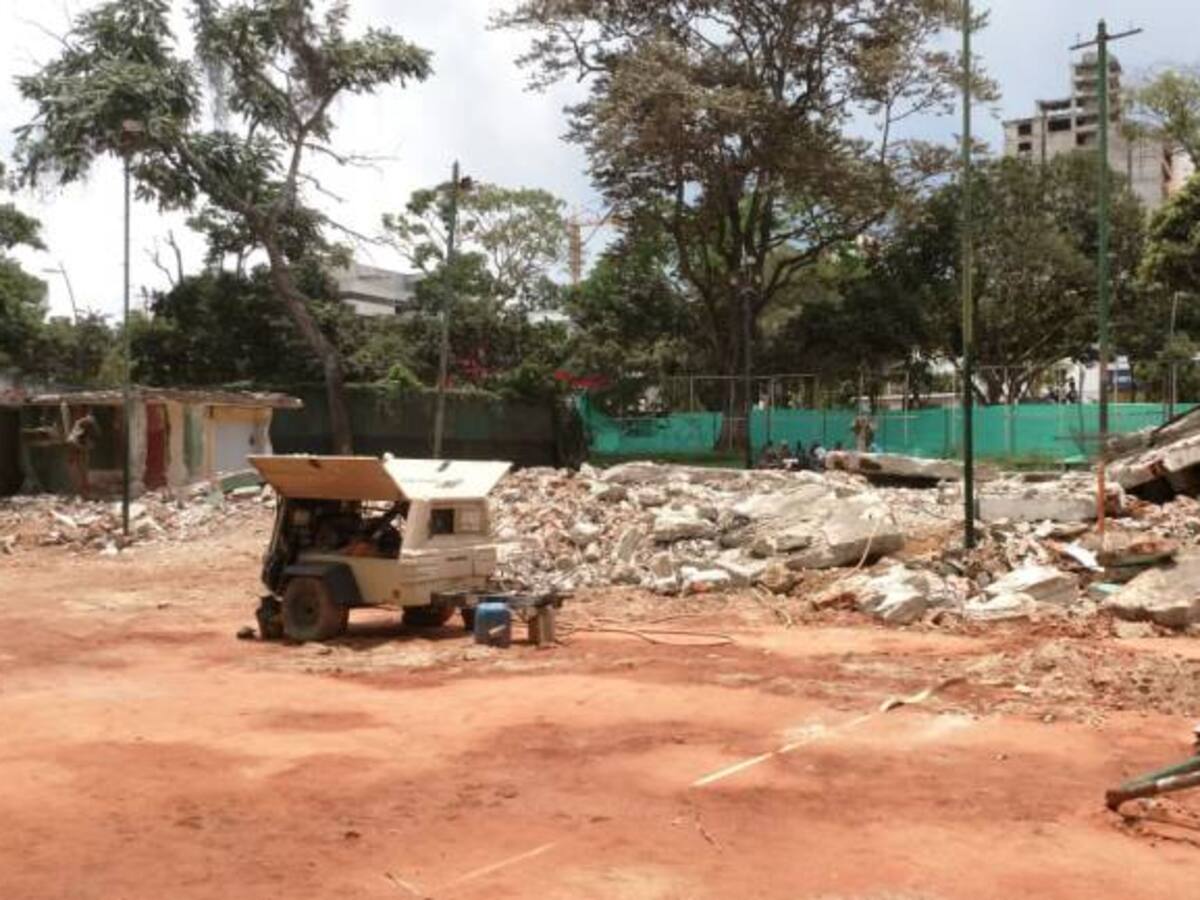 Demolieron las canchas de tenis del parque de los Niños