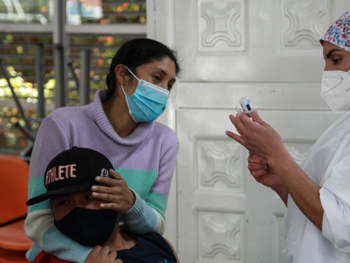 Colombia se prepara para el cuarto pico de la pandemia del COVID-19