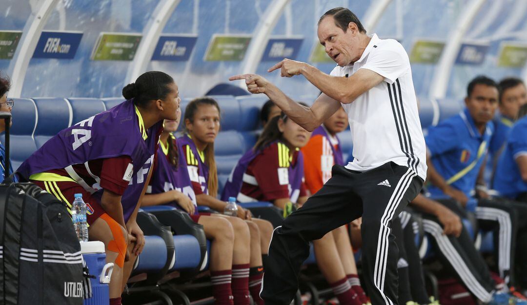 Kenneth Zseremeta durante la Copa Mundo Femenina 2016.