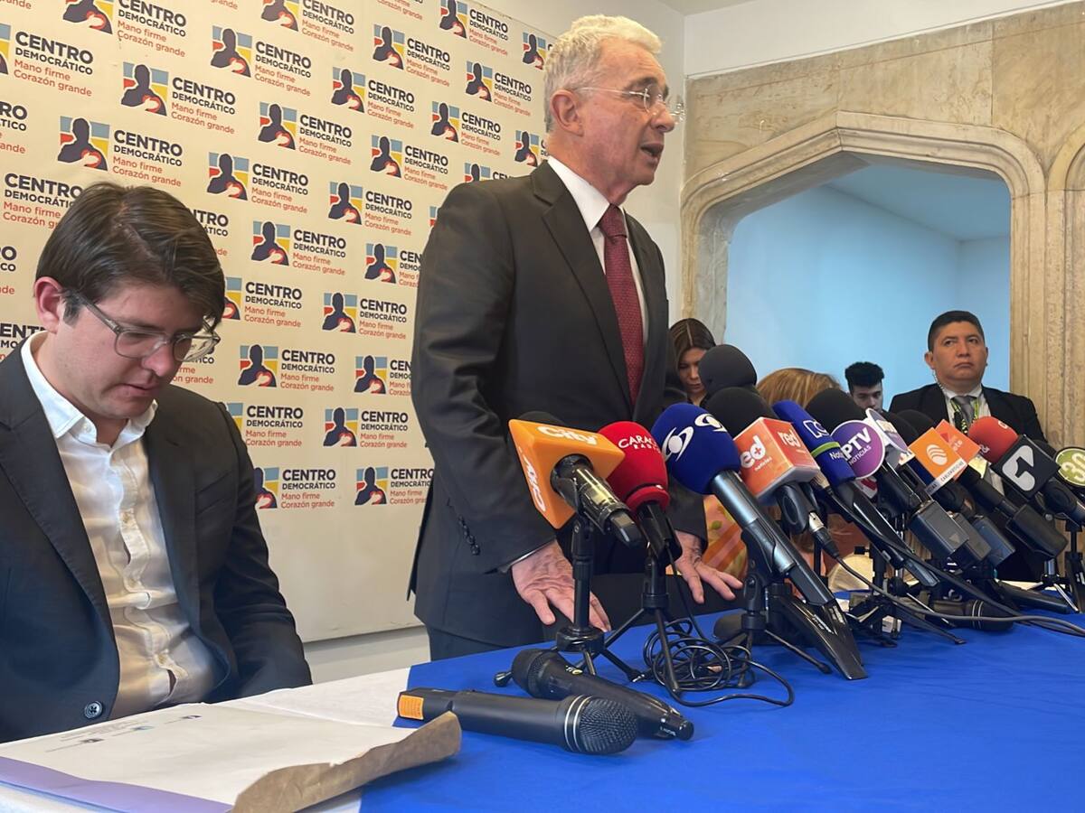 “Petro podría cumplir su tarea social sin reforma Tributaria”: expresidente Uribe