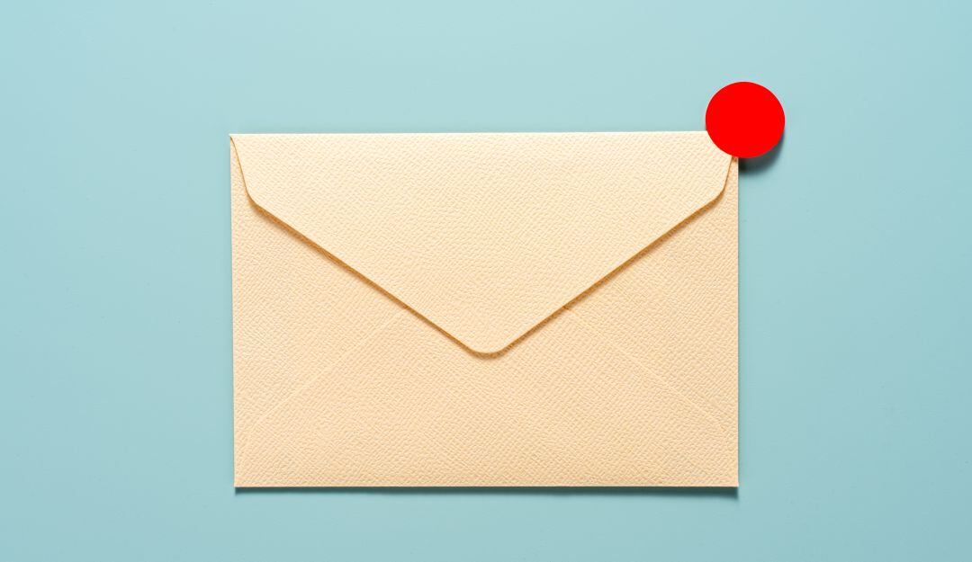 Imagen de referencia de un correo electrónico