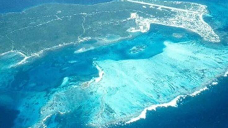 Si Santos sabía que se estaba actuando mal en La Haya debió expresarlo a tiempo: Uribe