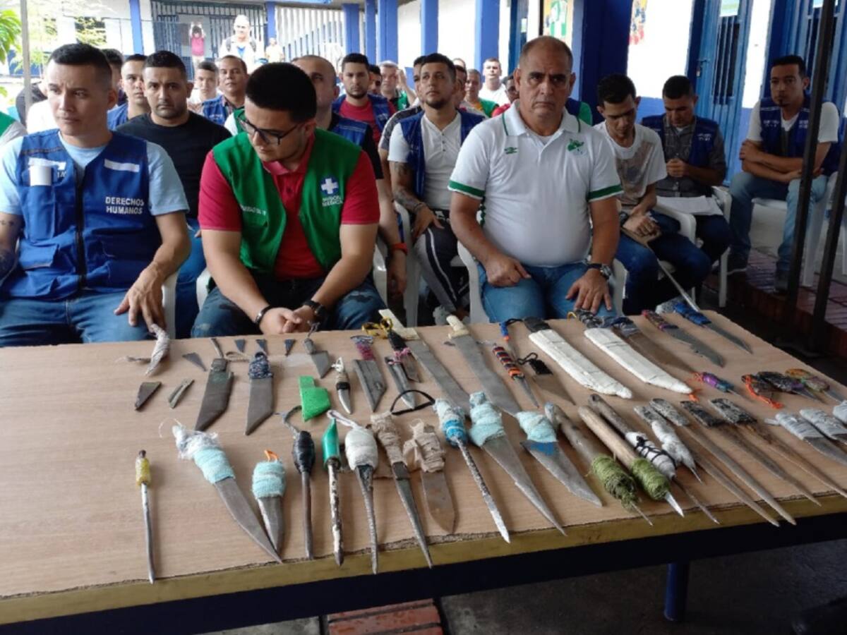 Jornada de entrega voluntaria de armas en la cárcel Modelo de Cúcuta