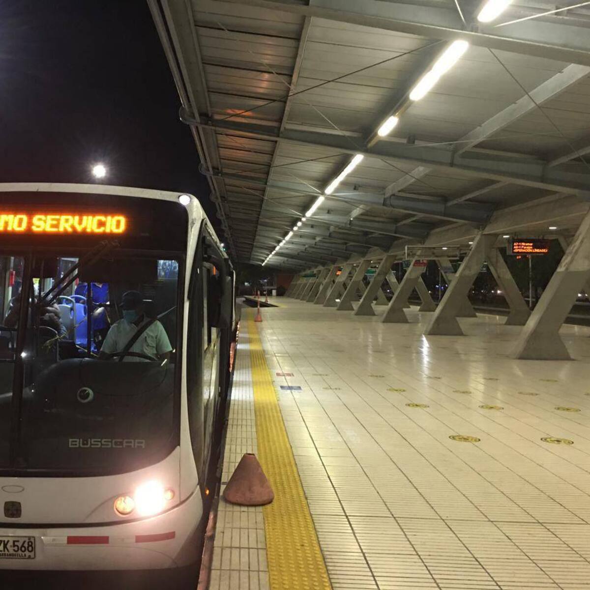 “Trabajaremos para que Transmetro brinde comodidad, seguridad y eficacia”: Char