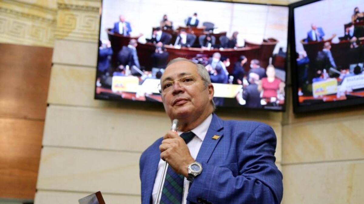 Le exijo respeto por el Legislativo: Iván Name al presidente Gustavo Petro