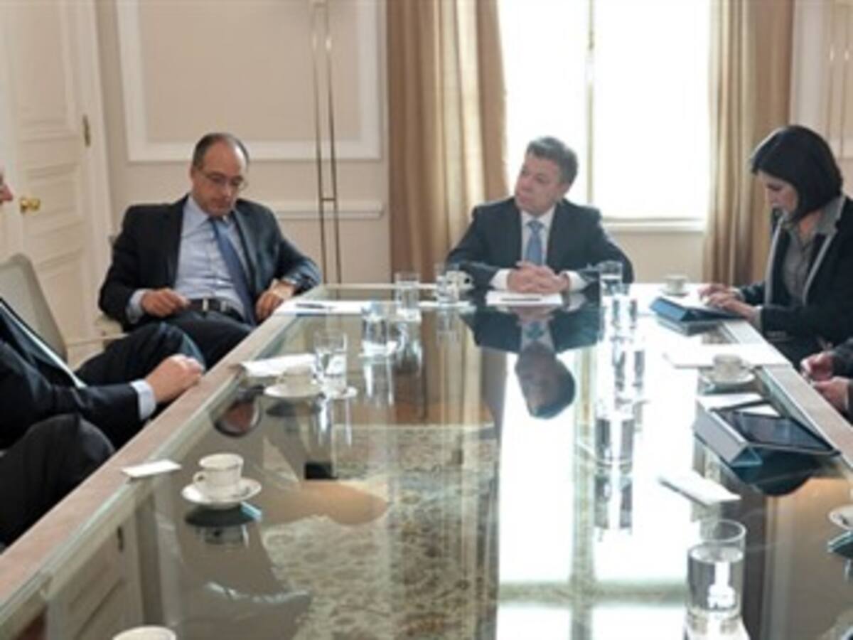Gobierno y Banco de la República preparan blindaje de la economía ante la crisis internacional
