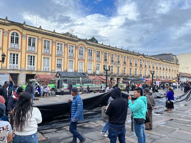Tras alcanzar acuerdos con el gobierno nacional, las comunidades indígenas regresan a sus territorios // Caracol Radio 1