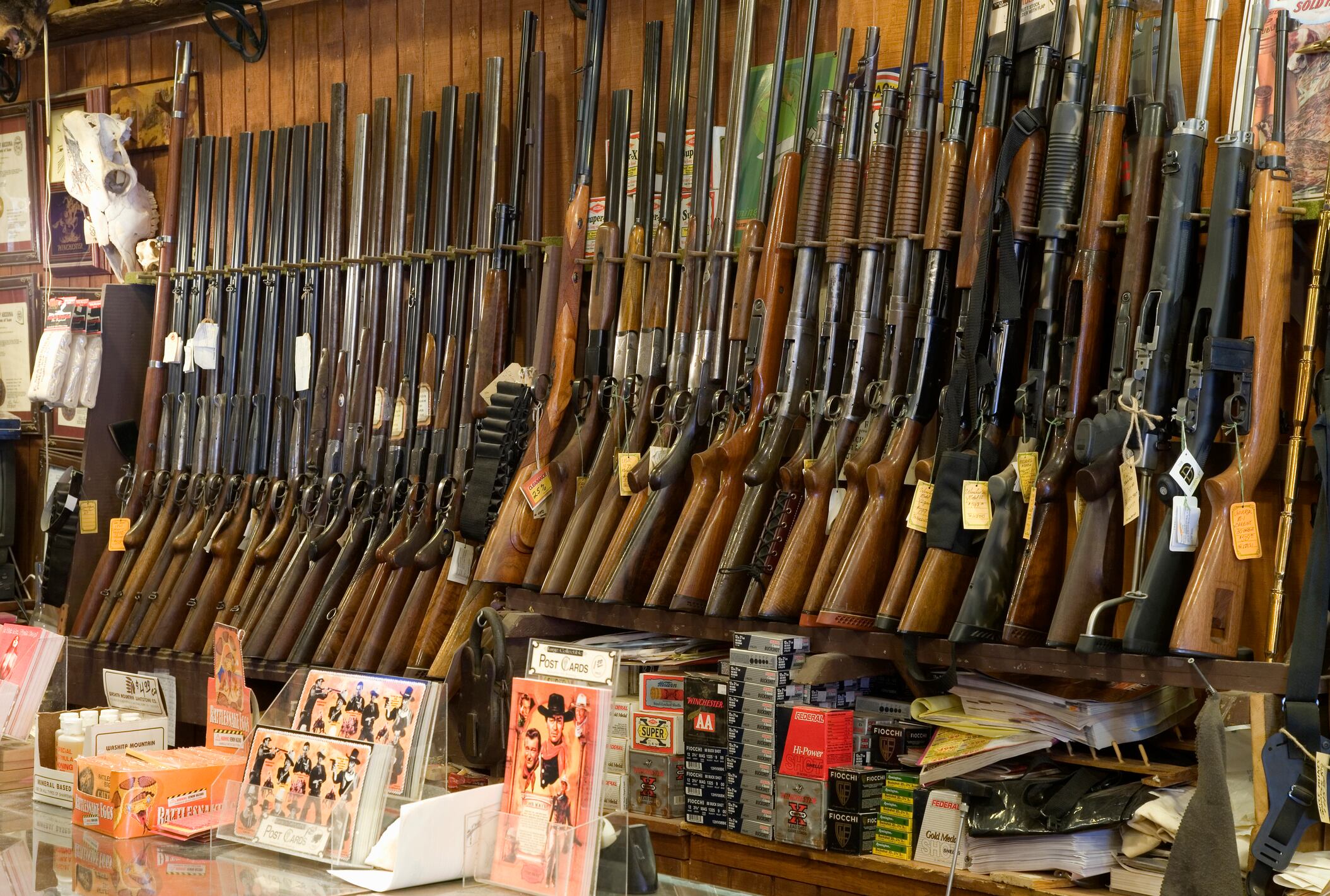 ¿Cómo funciona el proceso para comprar un arma en Estados Unidos?