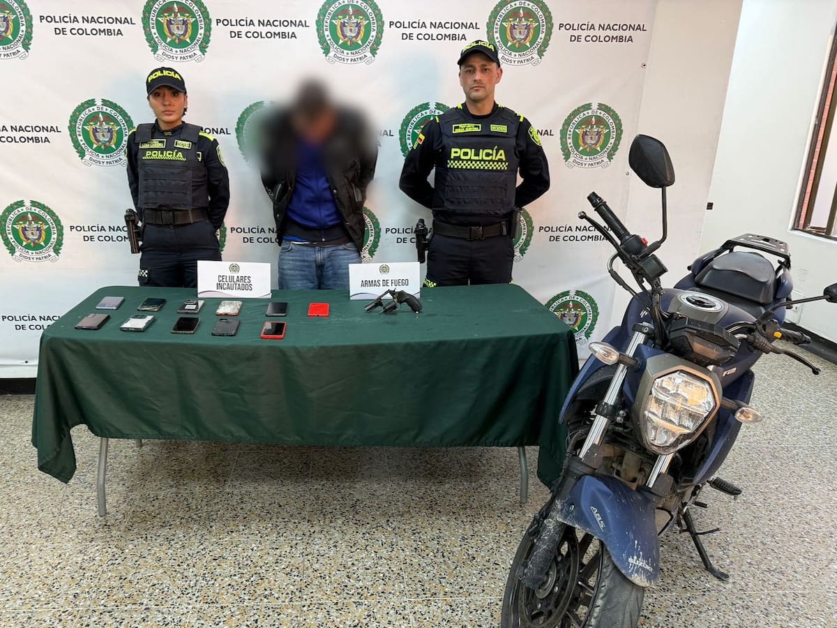 Cayó motoladrón de 24 años con 11 celulares robados en el sur de Bogotá