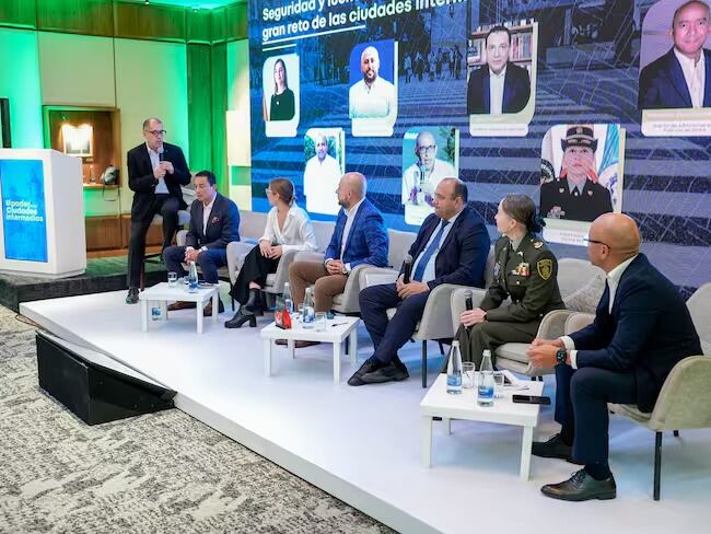 Foro de ciudades intermedias. Foto alcaldía.