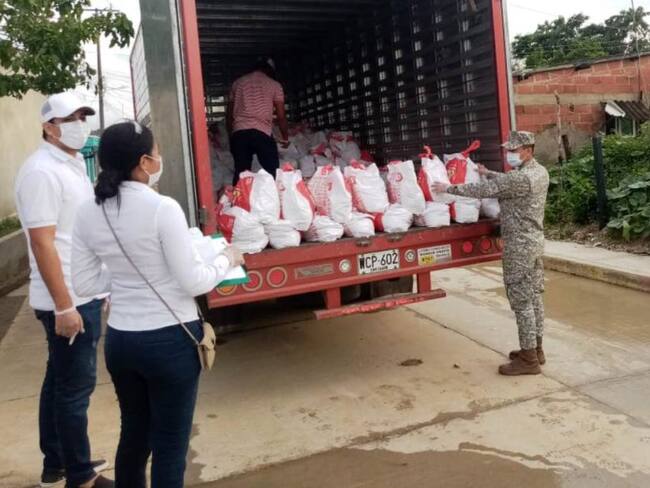Armada entregó 60 toneladas de ayudas humanitarias en Cartagena