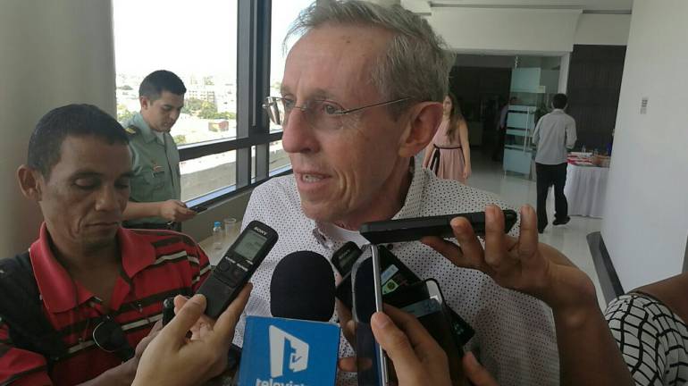 Senador Antonio Navarro Wolff.