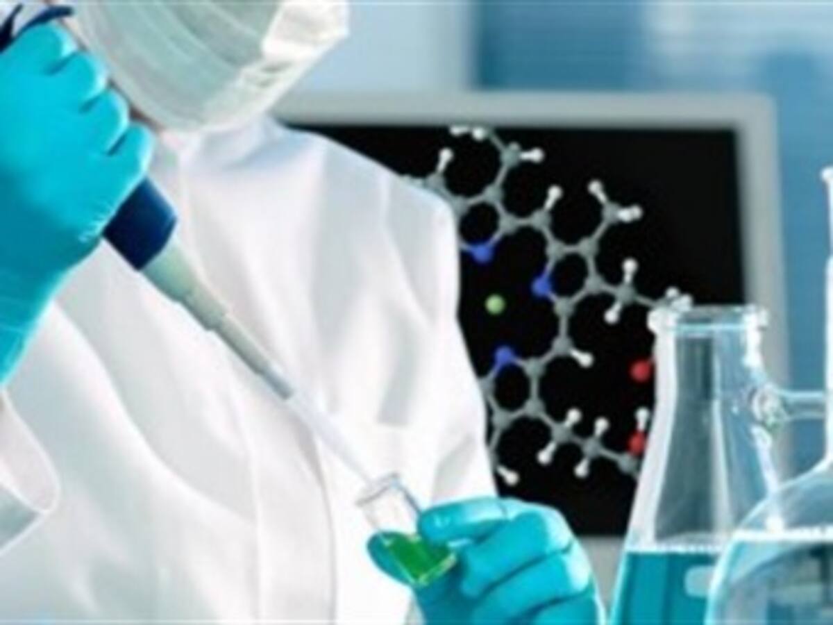Científicos crean células que serían capaces de combatir el cáncer y el VIH