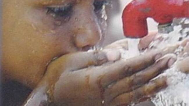 Las autoridades advierten a los habitantes de zona rural, que debe hervirse el agua, no tomarse de la llave.