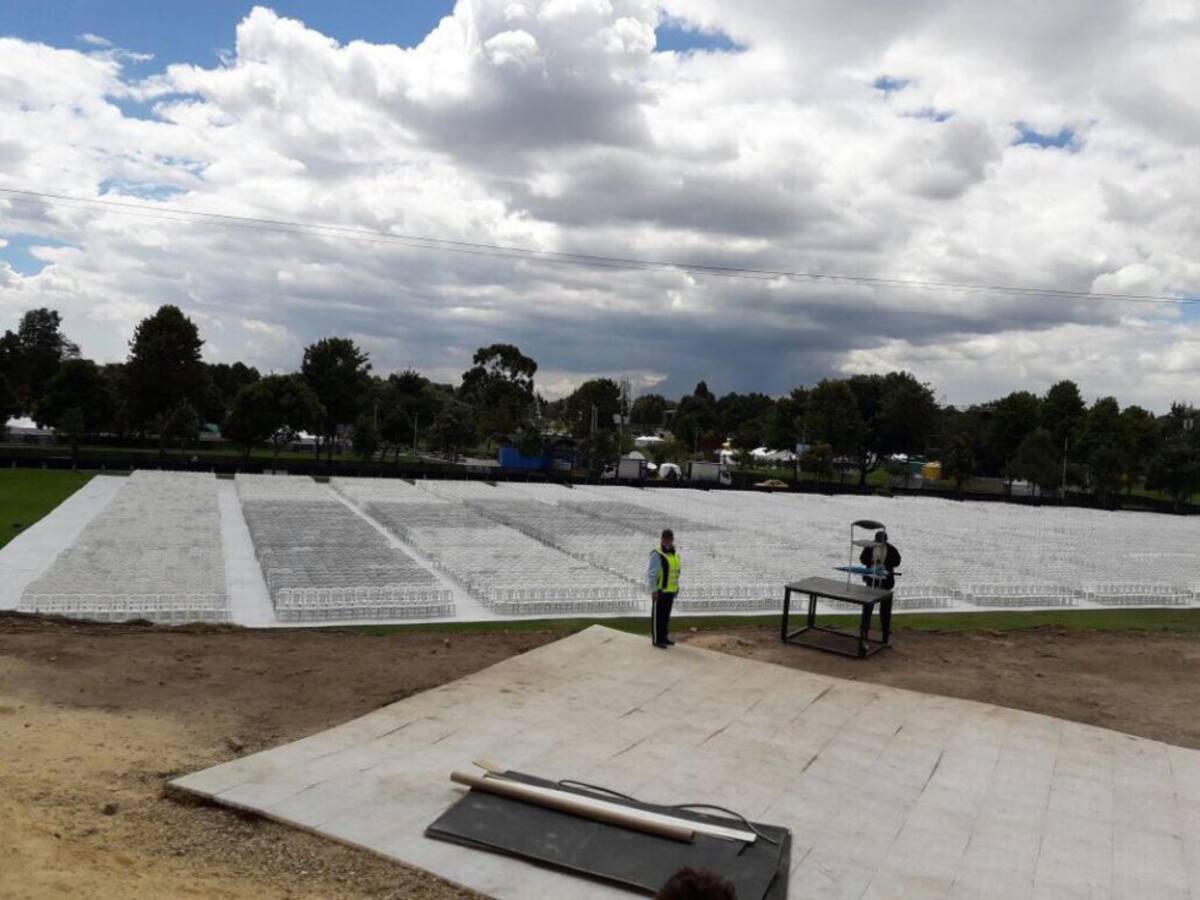 Un día antes ya está todo listo. 