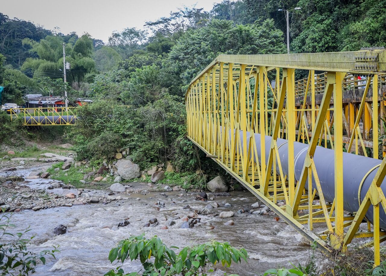 Viaducto sobre el río Combeima en Ibagué