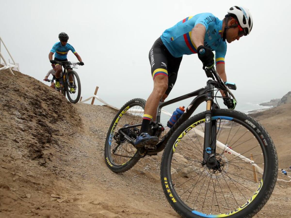 ¡Leonardo Páez, BICAMPEÓN MUNDIAL de ciclomontañismo!
