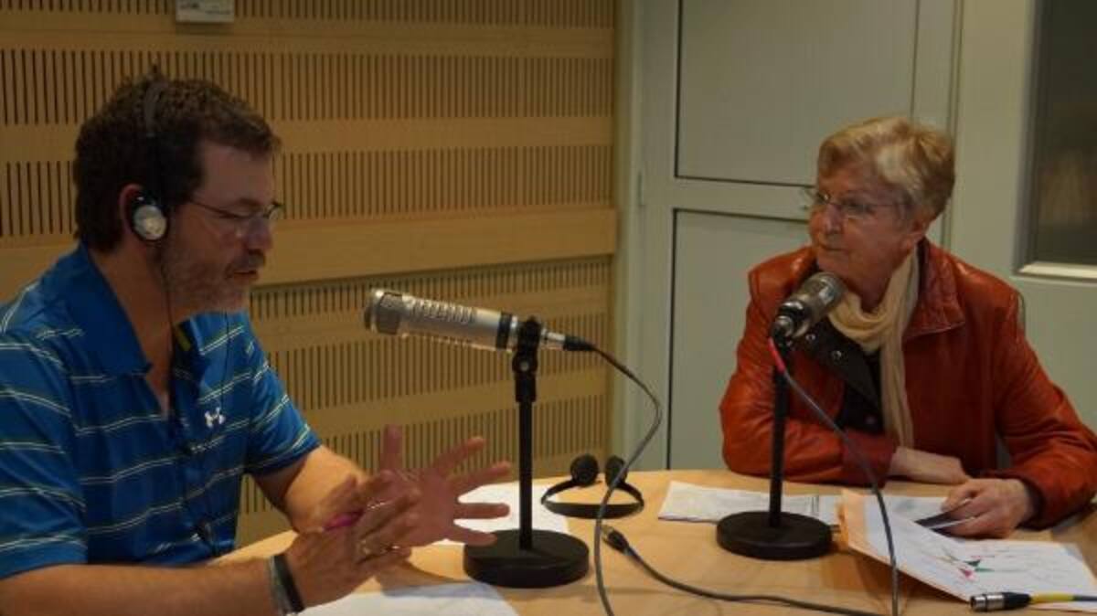 Dr. Santiago Rojas y Abuela Mika Widmanska en entrevista para Sana Mente
