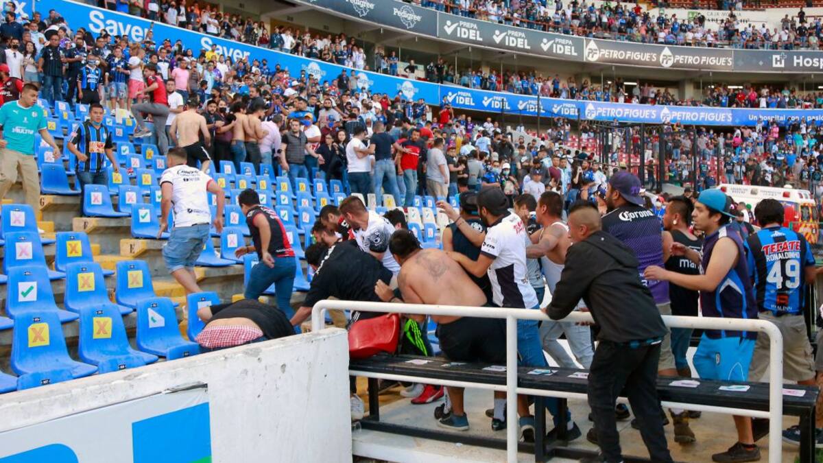 Debate: ¿Que se debe hacer para detener la violencia en el Fútbol?