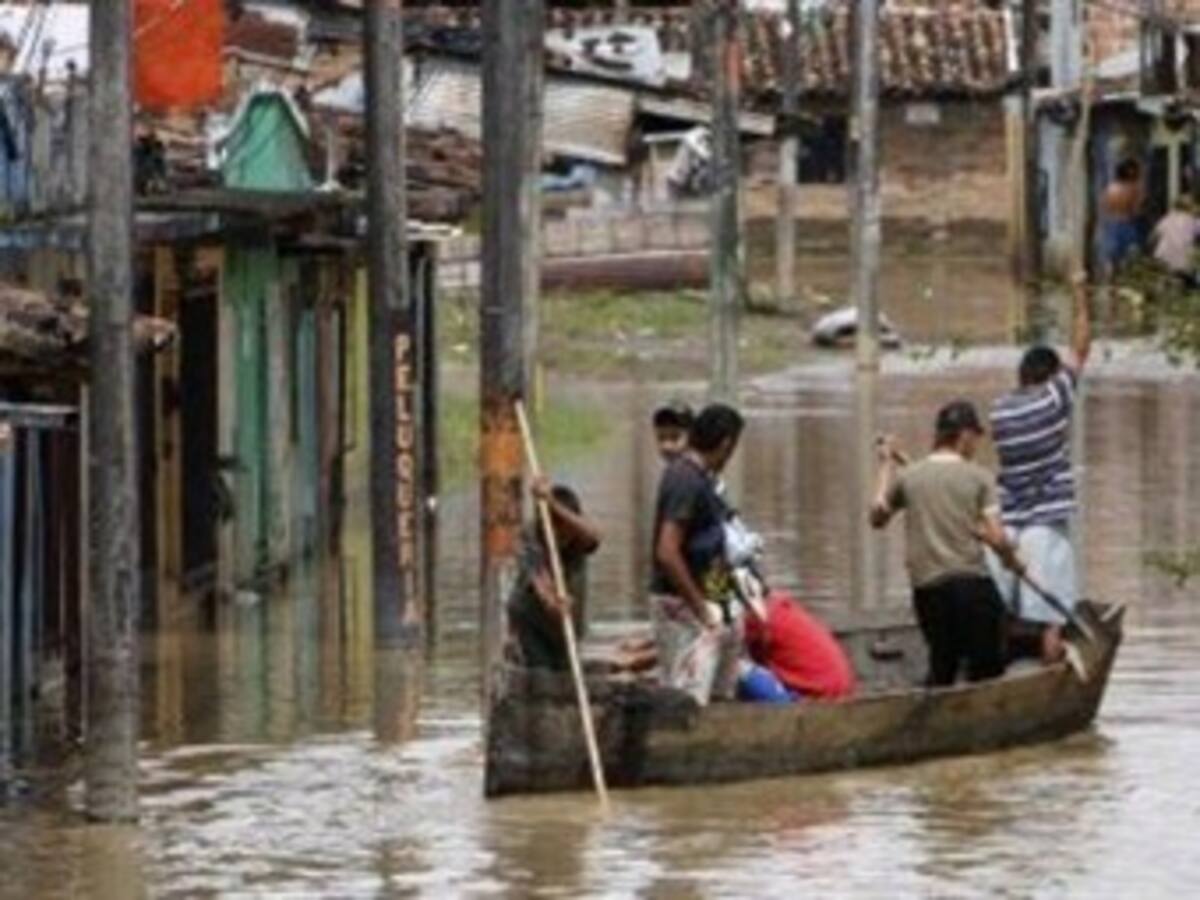 Las lluvias bloquean el paso entre Colombia y Venezuela