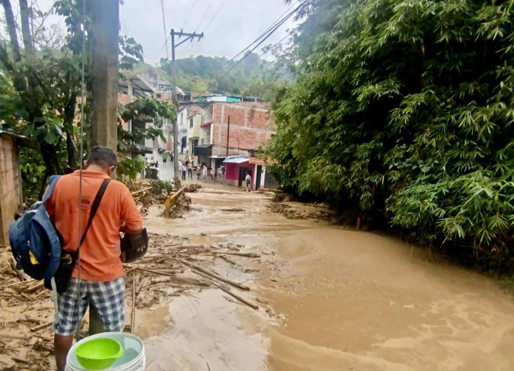 Inundación en los barrios del sur de Ibagué