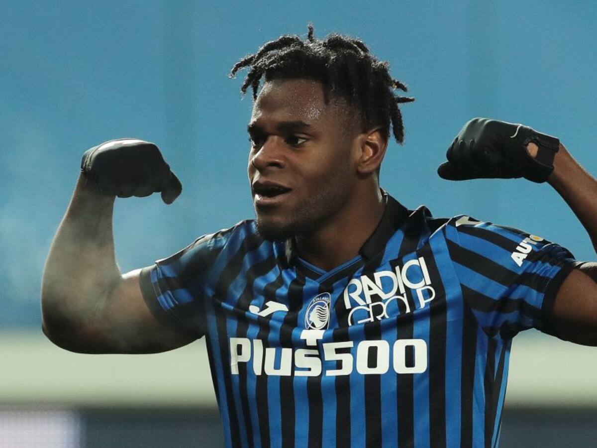 Golazo de Duván Zapata desde afuera del área ante el Napoli en Copa Italia
