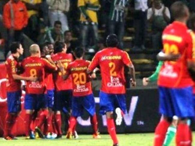 Deportivo Pasto paseó al Cali y lo goleó 3-0