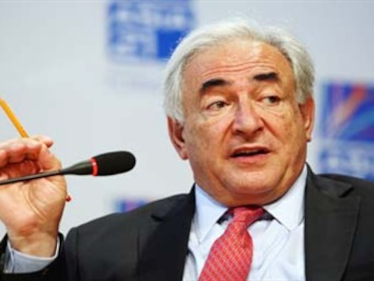 El escándalo Strauss-Kahn salta de los juzgados a las tablas de París