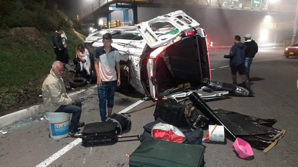 Acidente vía Cúcuta Pamplona. Foto cortesía Correo Expreso