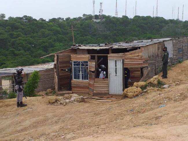 Destruyen viviendas ilegales en el Cerro de la Popa de Cartagena