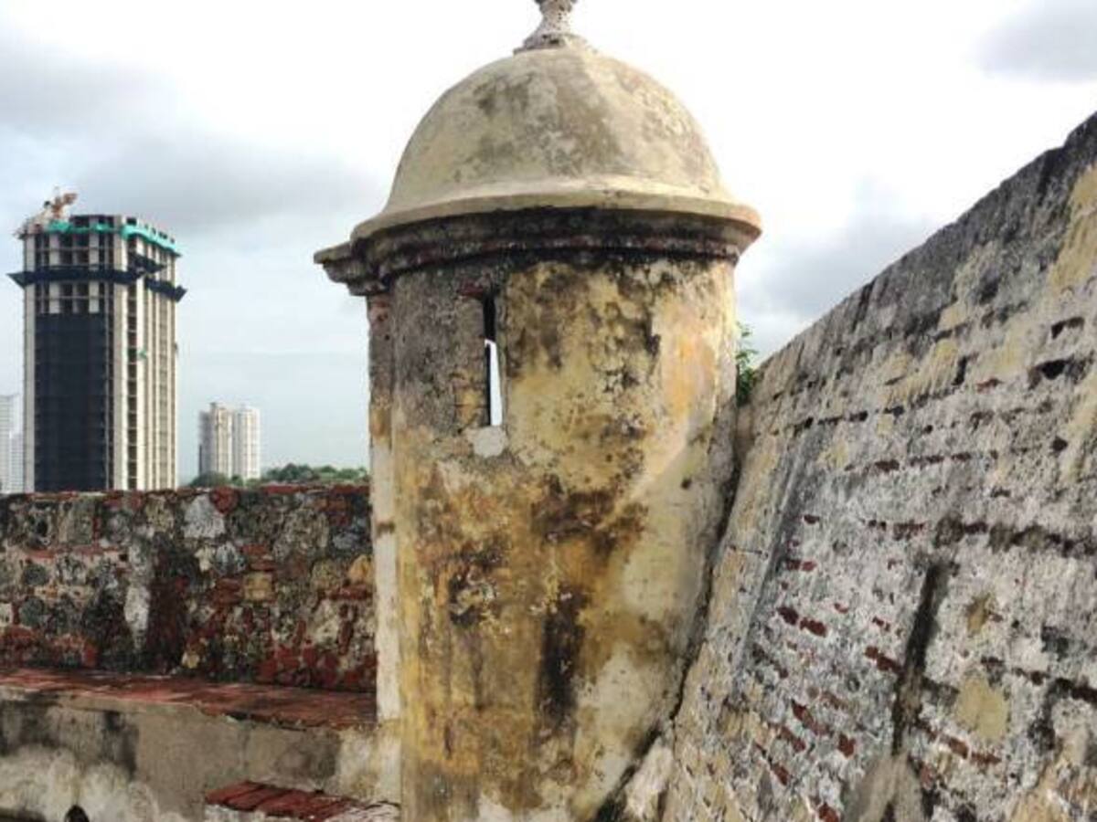 El edificio de 30 pisos que nadie vio en Cartagena