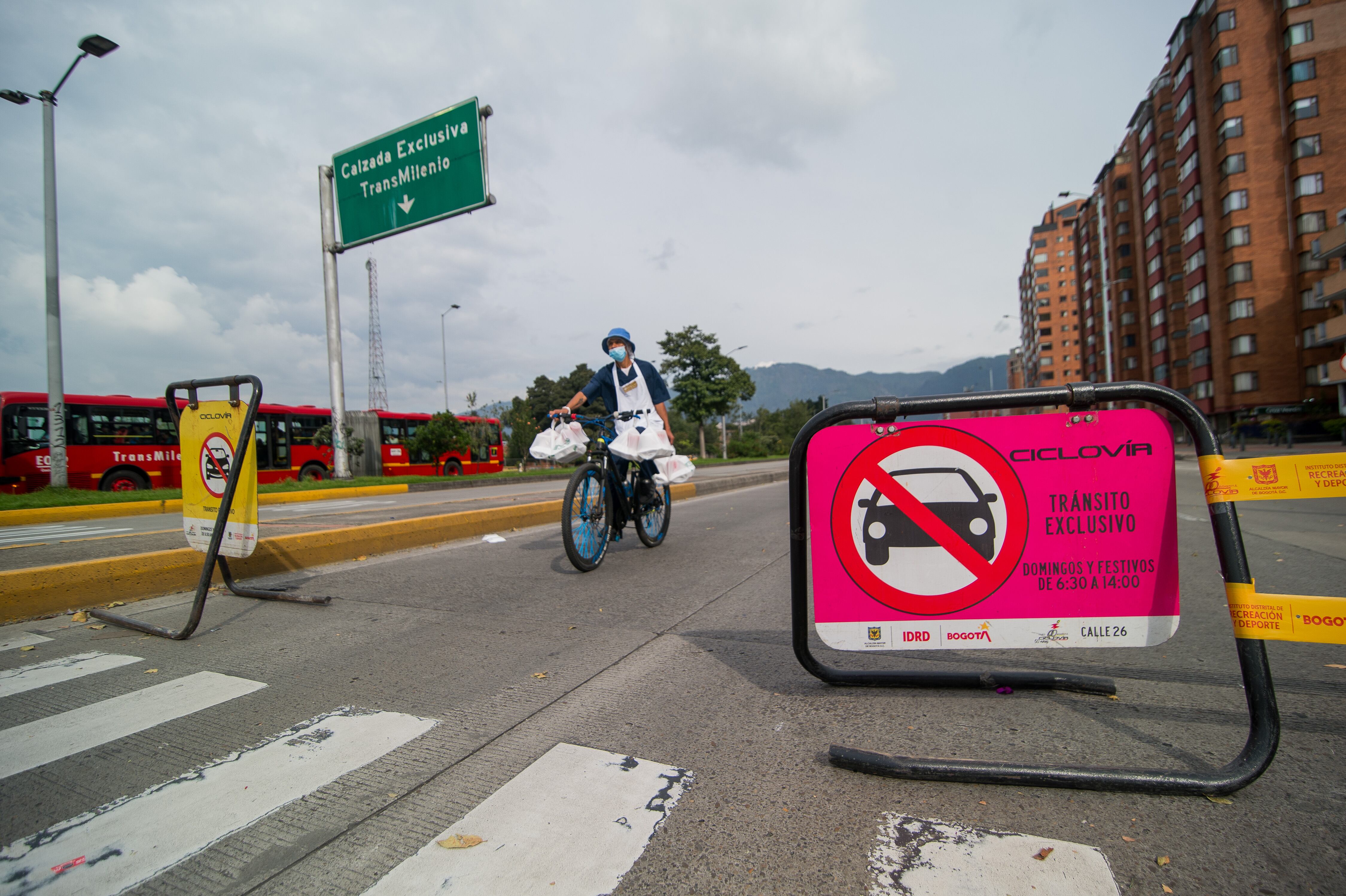 Ciclovía de Bogotá operando en el día sin carro 2026. (Photo by: Sebastian Barros/Long Visual Press/Universal Images Group via Getty Images)
