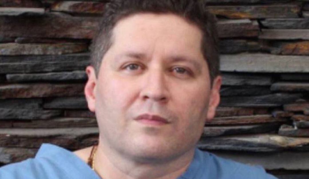 Médico cirujano Antonio Figueredo. 