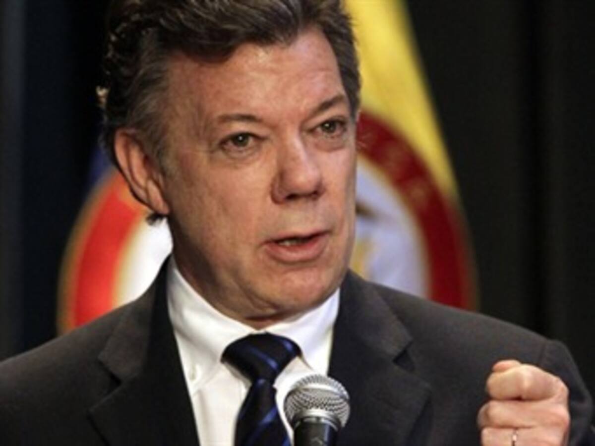 Angelino Garzón pide respeto sobre la salud del presidente Santos