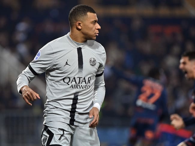 Kylian Mbappé tuvo una floja noche con el PSG. (Photo by Sylvain THOMAS / AFP) (Photo by SYLVAIN THOMAS/AFP via Getty Images)