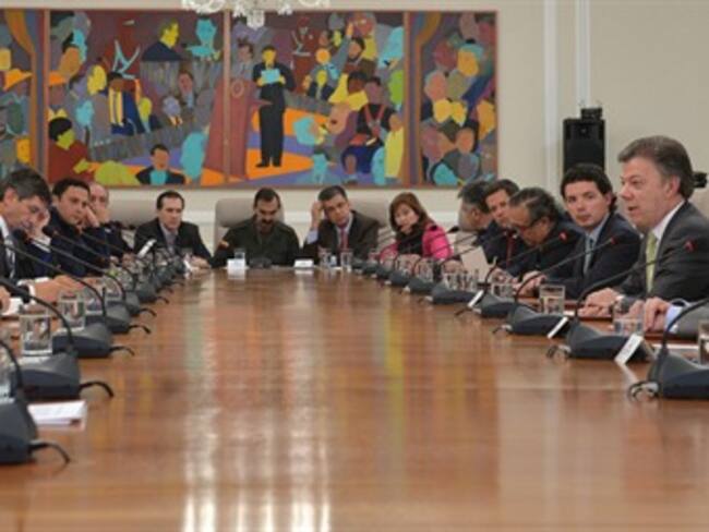 Santos comenzará hoy a oficializar posibles cambios en su gabinete