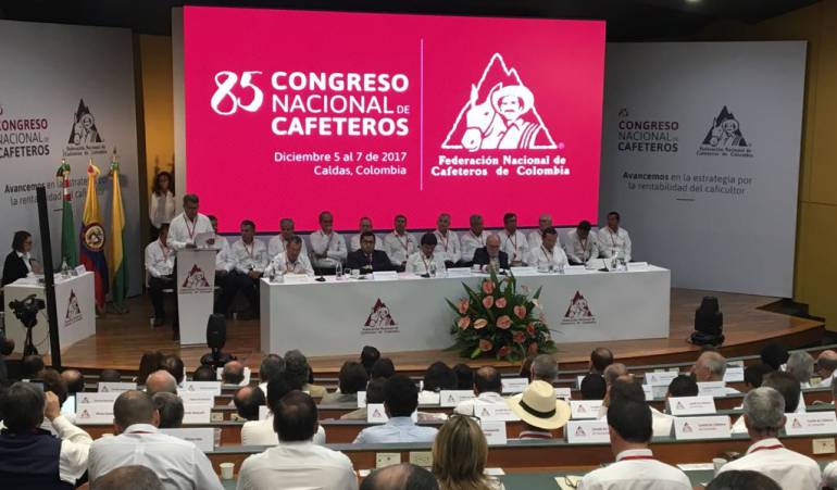 Gobierno nacional anunció durante el Congreso Nacional Cafetero inversiones en las vías terciarias del país.