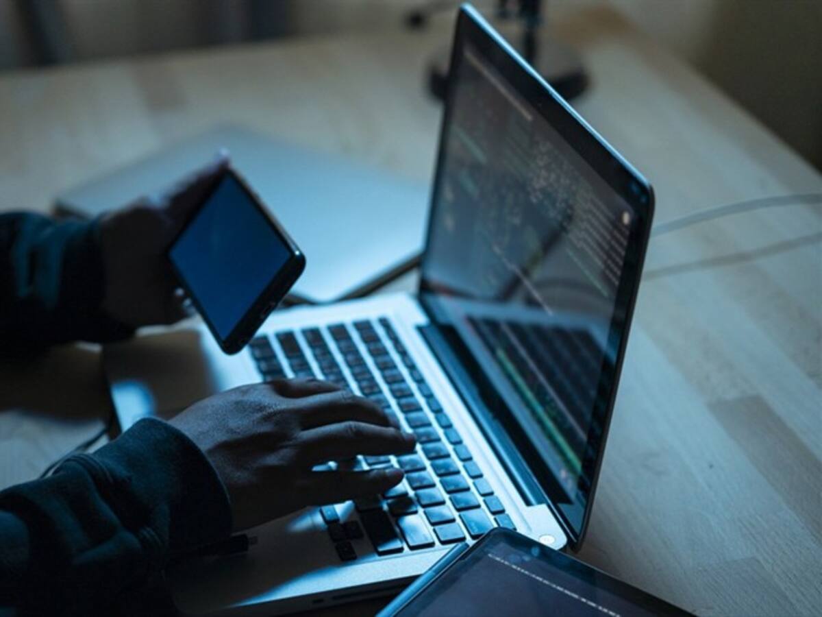 Cárcel a mujeres que fingían relación con hombres para extorsionarlos