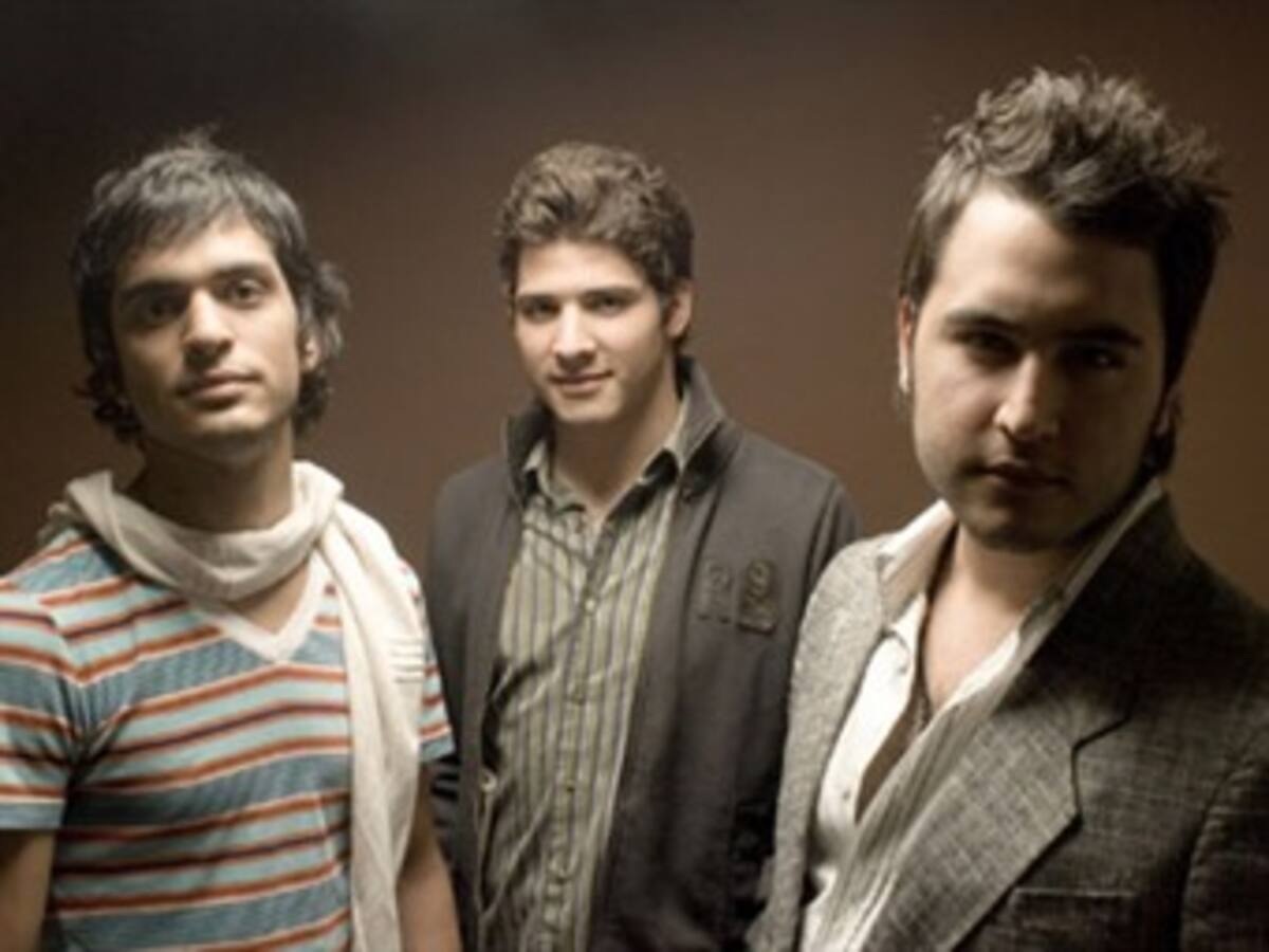 El trío mexicano Reik estrena disco con sonidos electrónicos