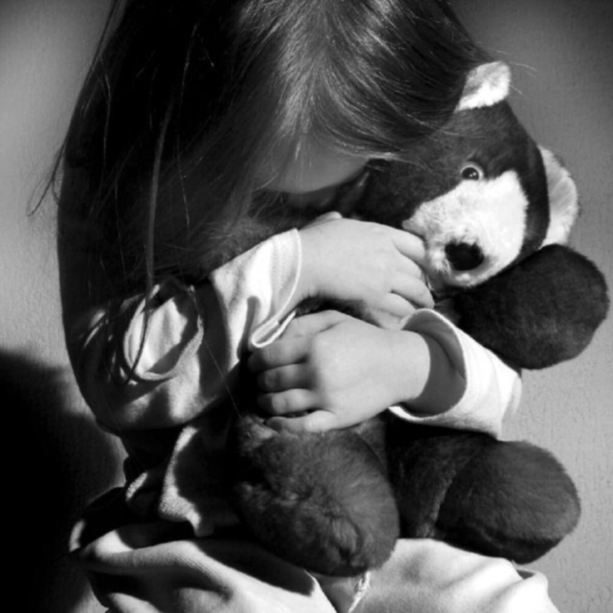 ICBF entregó menor a padre quien prensuntamente abusó de su hija