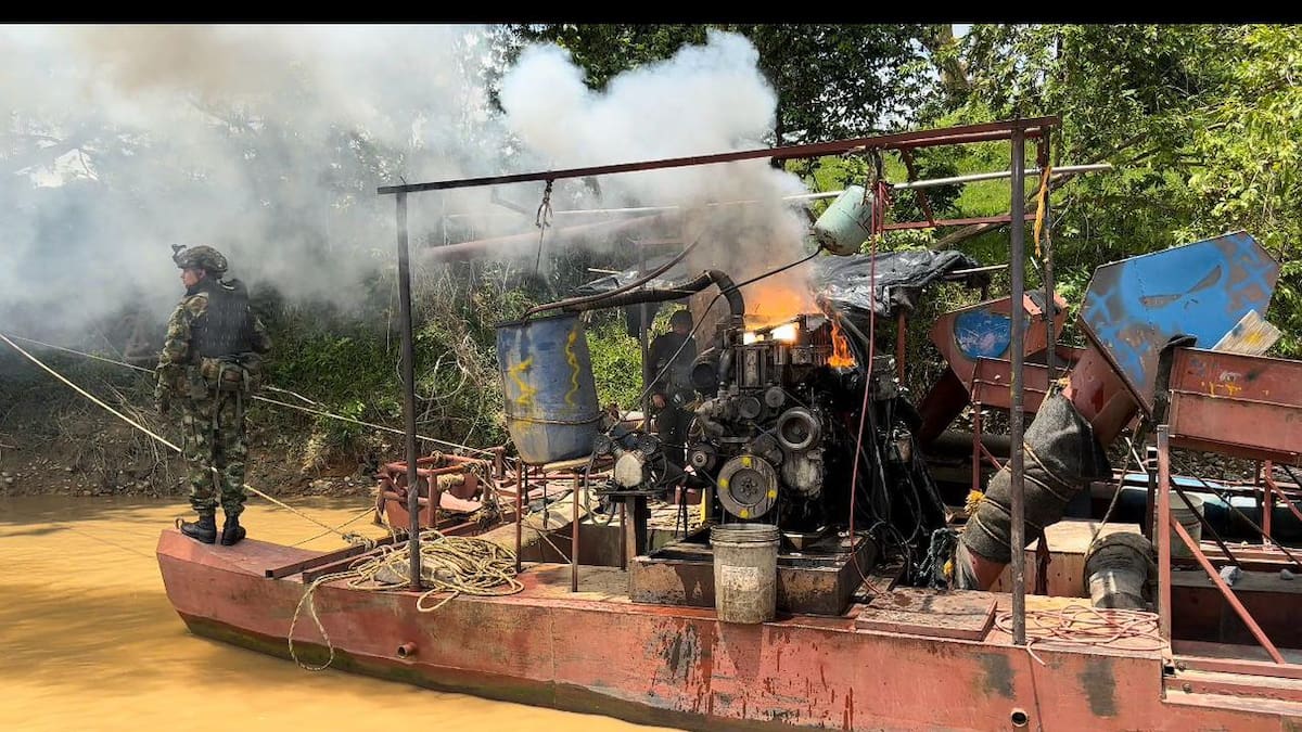 Destruyen tres unidades mineras a orillas del río Cauca entre Cáceres y Caucasia