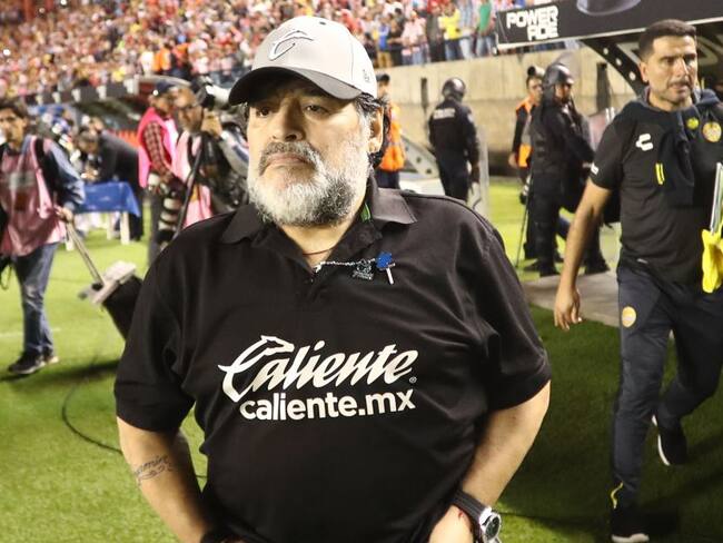 Maradona no es más técnico de Dorados y será operado