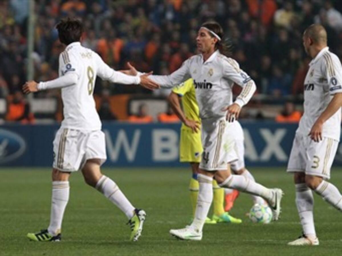 Real Madrid superó el cerrojo del Apoel y terminó goleando 3-0