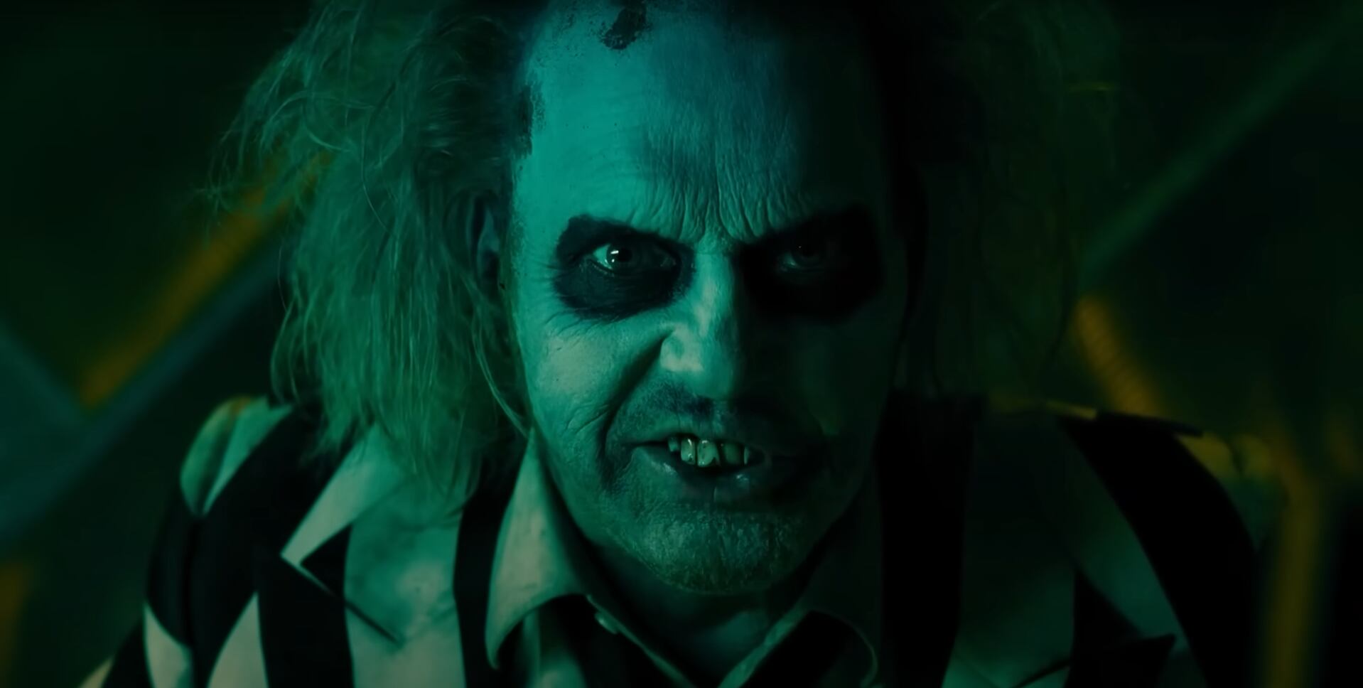 Michael Keaton interpretando a Beetlejuice | Warner Bros.