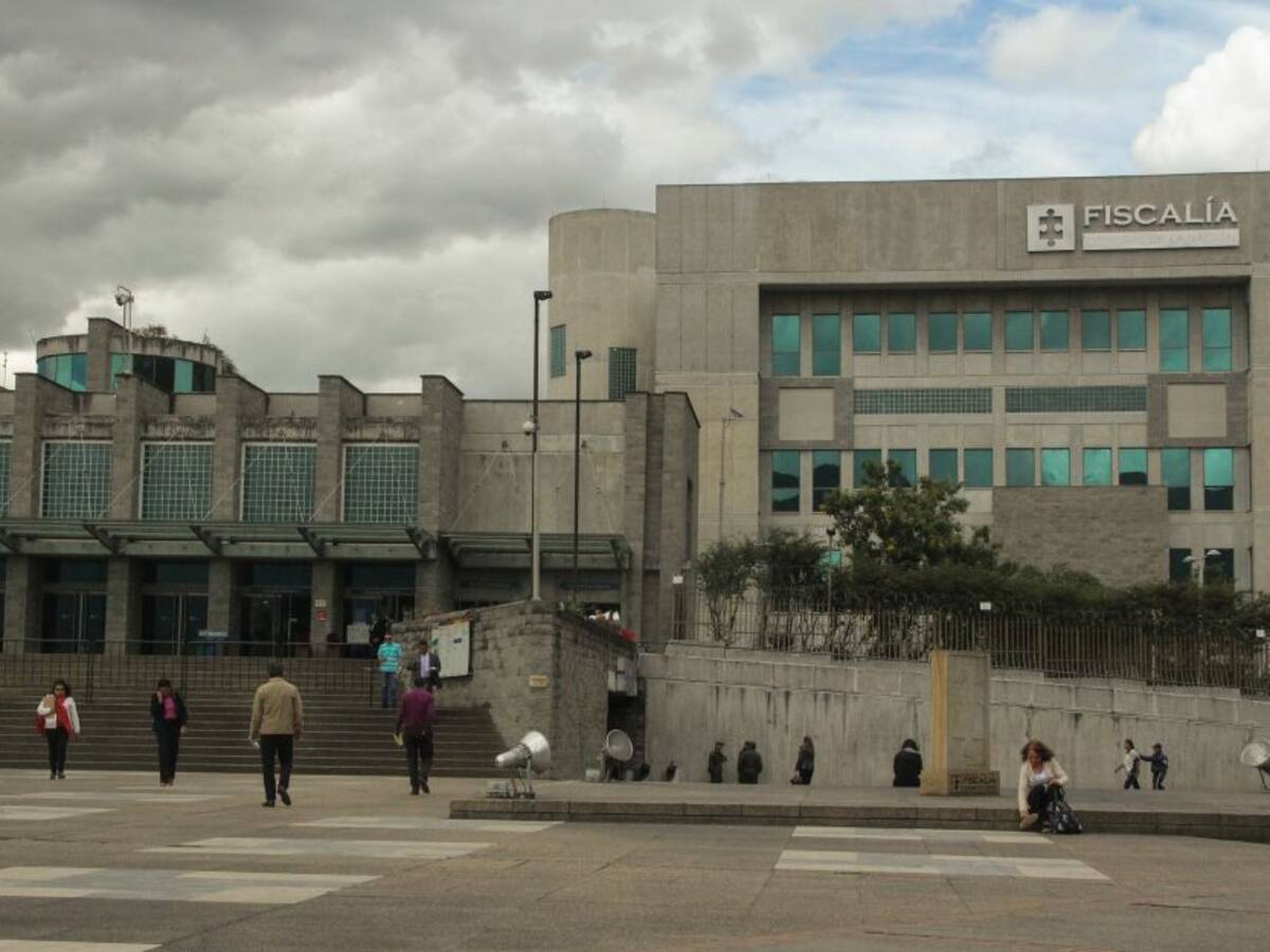 Remueven de sus cargos a fiscales de Cali investigados por corrupción